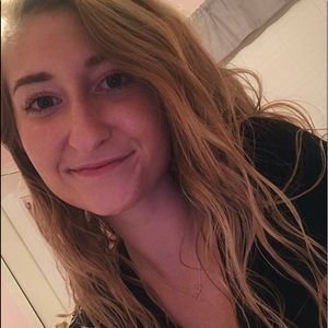 Meet your Posher, Savannah